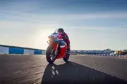 CBR1000RR-R Fireblade SP (photo 2)