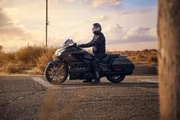 GL1800 Gold Wing Bagger DCT 2026 (photo 55)